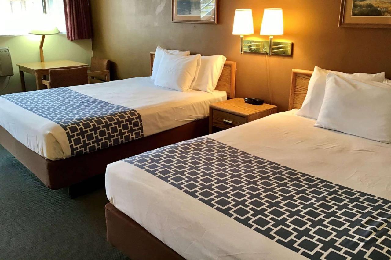 Travelodge By Wyndham Powell Extérieur photo