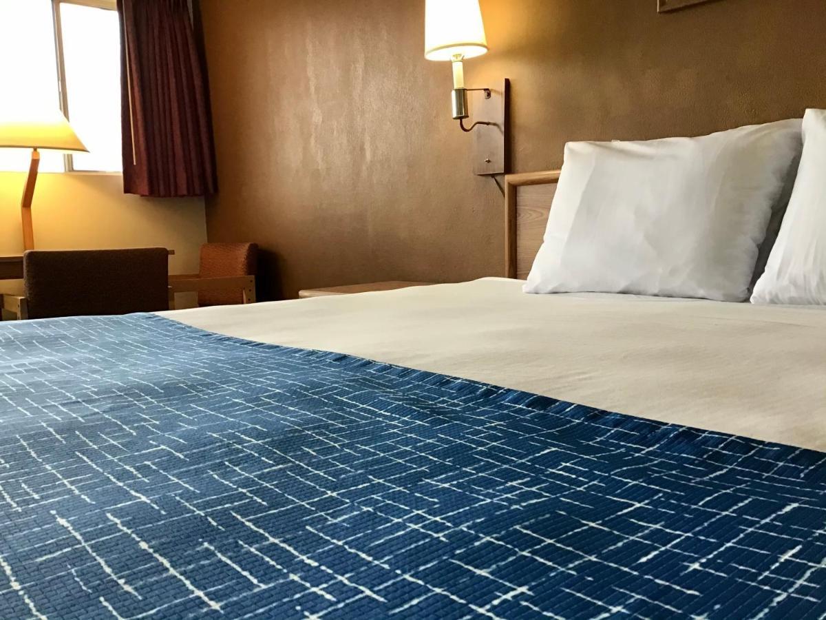 Travelodge By Wyndham Powell Extérieur photo