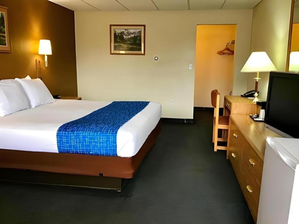 Travelodge By Wyndham Powell Extérieur photo