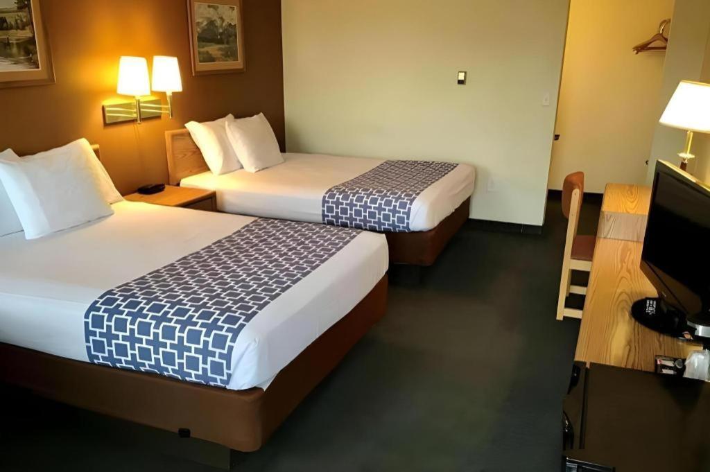 Travelodge By Wyndham Powell Extérieur photo