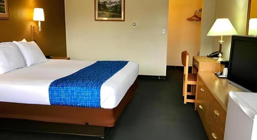 Travelodge By Wyndham Powell Extérieur photo