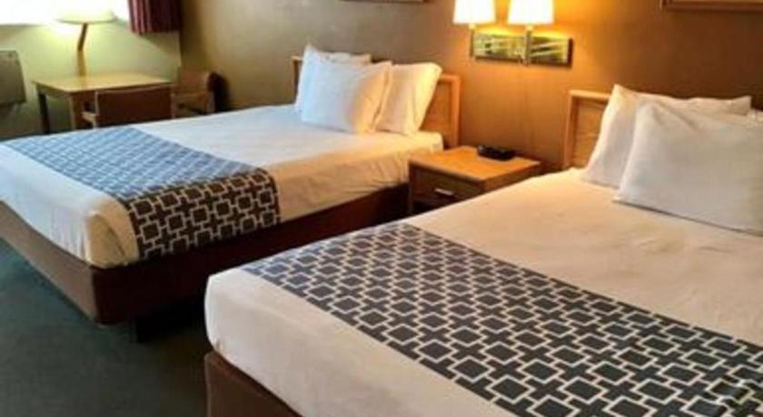 Travelodge By Wyndham Powell Extérieur photo